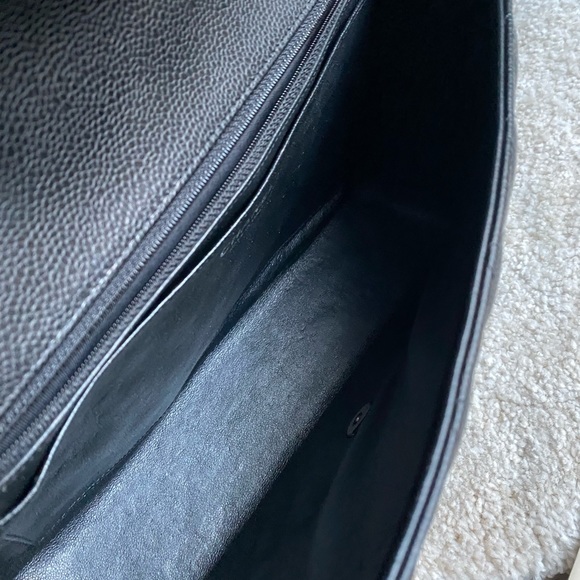 SOLD. Chanel jumbo single flap bag in black caviar - Picture 15 of 16